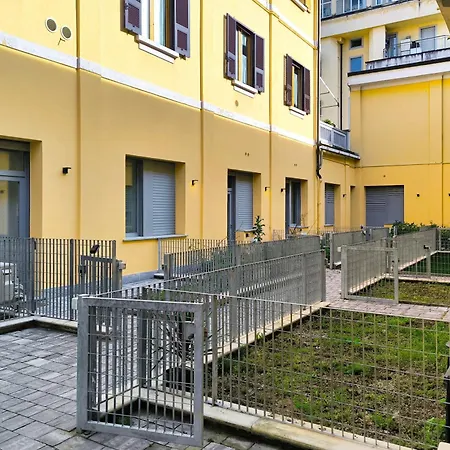 Just Urban - Monolocale Moderno Navigli - Metro M2 Apartament Mediolan