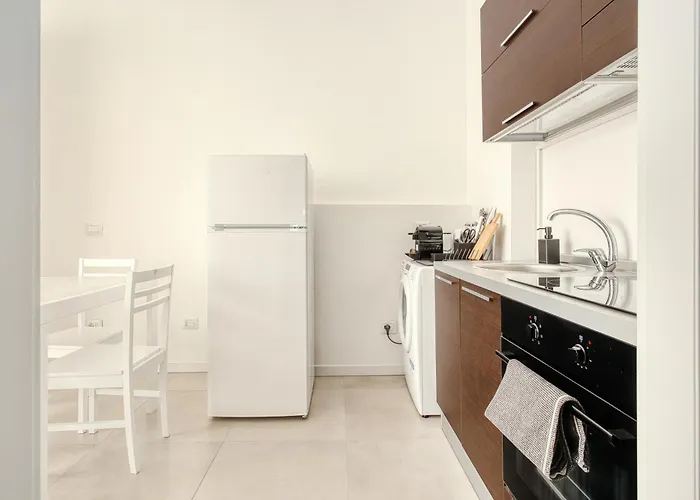 Just Urban - Monolocale Moderno Navigli - Metro M2 Mediolan