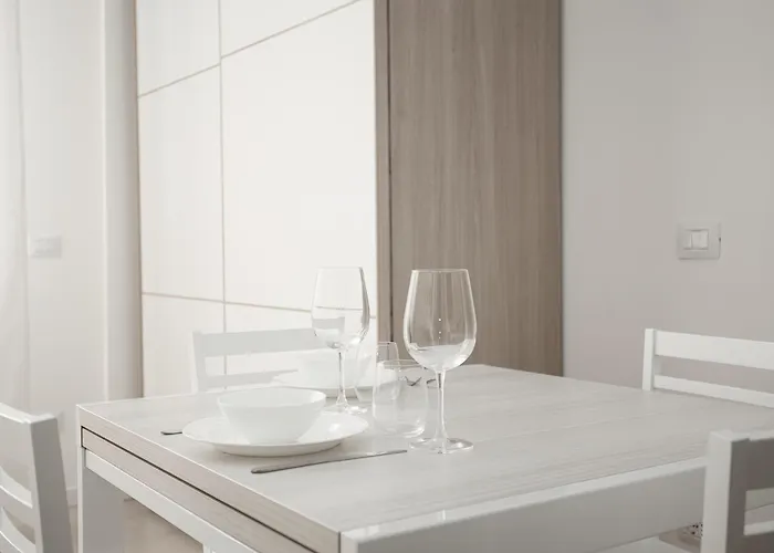 Apartament Just Urban - Monolocale Moderno Navigli - Metro M2 *