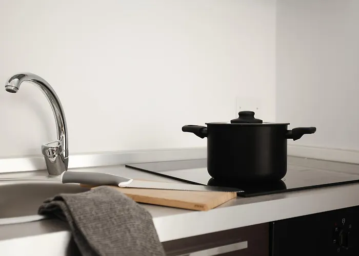 Just Urban - Monolocale Moderno Navigli - Metro M2 Apartament Mediolan