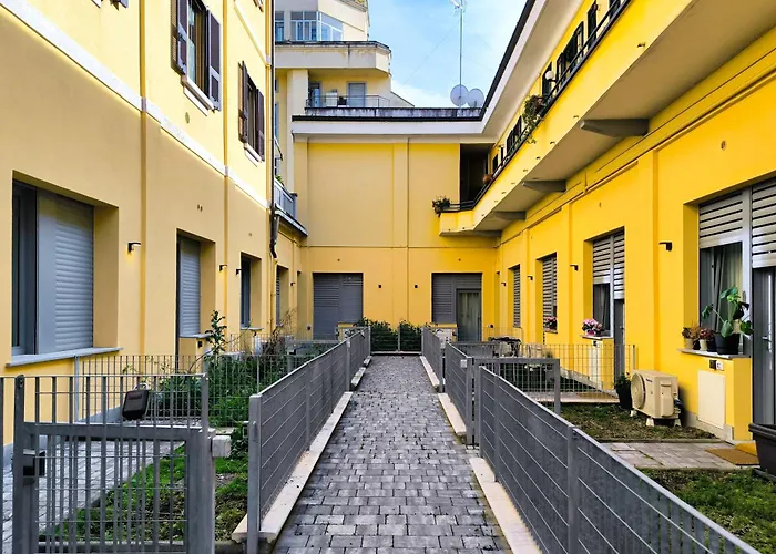 Apartament Just Urban - Monolocale Moderno Navigli - Metro M2 *